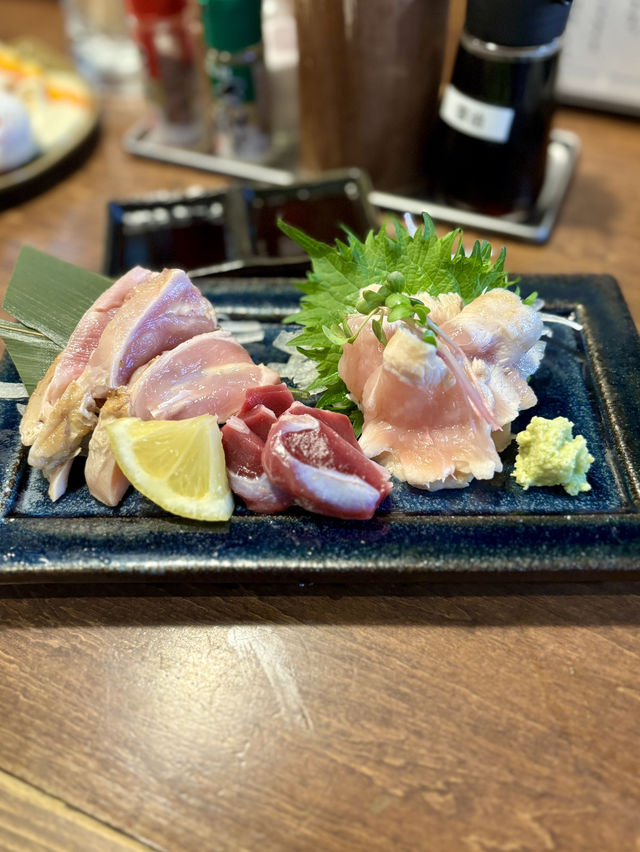 【大阪・上新庄】炭火で香ばしく焼き上げた厳選鶏の焼き鳥「炭火焼きとり 昭和屋」