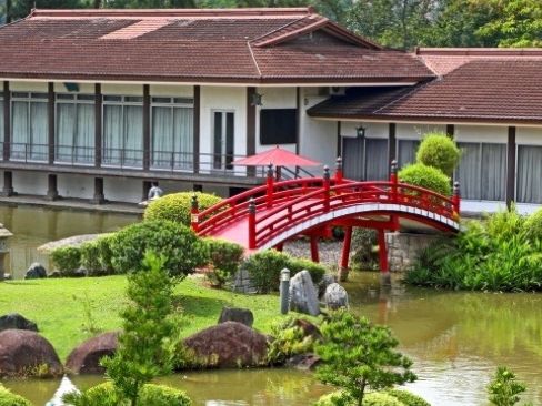🌸 Serenity Now! A Peaceful Escape at Japanese Garden, Singapore 🌸