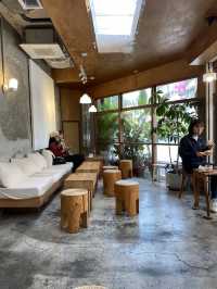 《annyoung cafe》一杯香蕉拿鐵，喚醒我對首爾街頭的思念