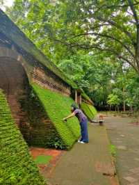 วัดอุโมงค์ สวนพุทธธรรม จังหวัดเชียงใหม่