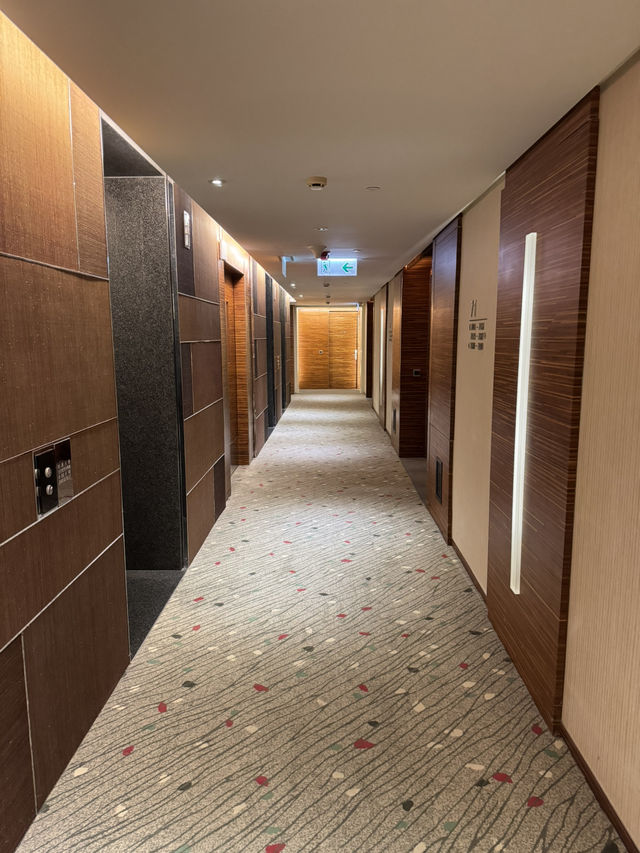 【香港】 $800一晚望海酒店，地鐵30分鐘到達市區，性價比極高！