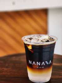 Nanaba Cafe - ตกแต่งสไตล์มินิมอล