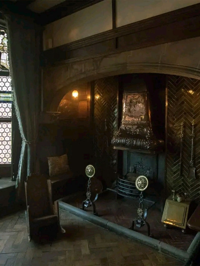 Stepping Back in Time at Wightwick Manor – A Hidden Gem in the West Midlands