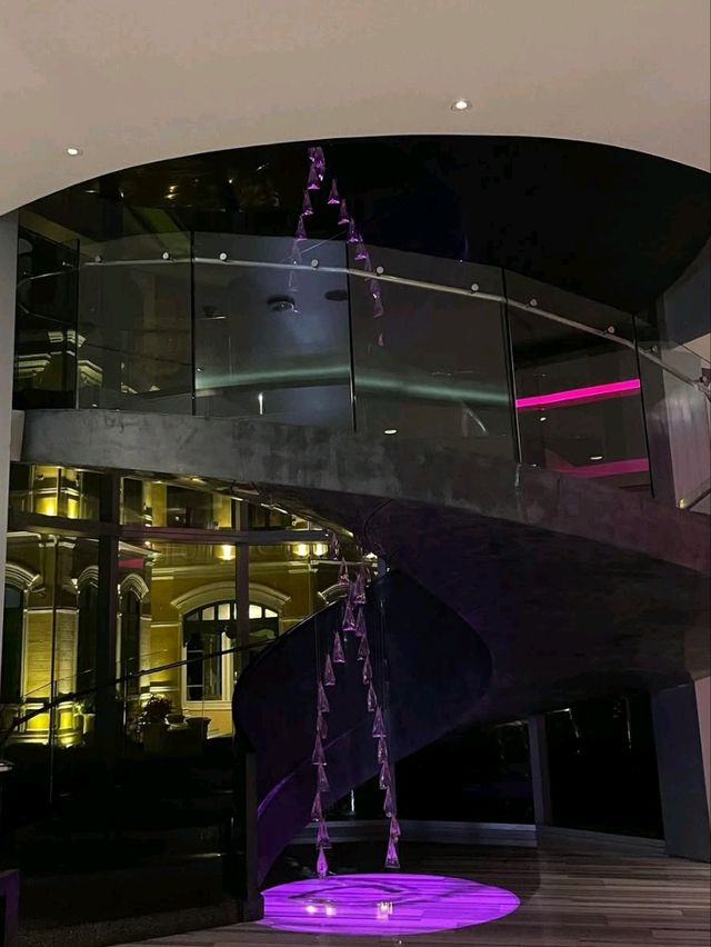 ✨Urban Glam Meets Thai Charm at W Bangkok!