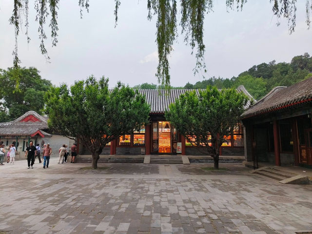 Timeless Grandeur: A Stroll Through the Summer Palace