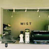 Mist Villa & Cafe ที่พักและคาเฟ่สไตล์มินิมอล