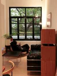 9Room Cafe