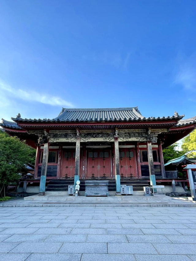 Relaxed Wandering in Takamatsu – Temples, Views & Architecture