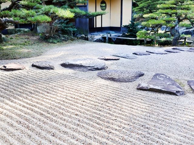 【🇯🇵高松】栗林公園内の風情ある茶室「掬月亭」で味わう抹茶のひととき