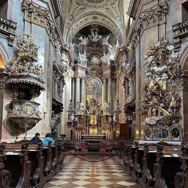 🏙️ Vienna on Foot: Waltzing Through the Imperial Heart