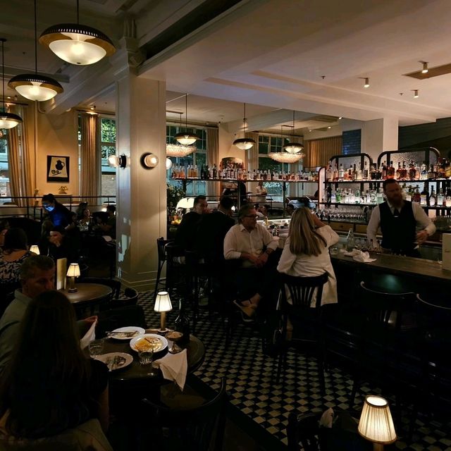 Gimlet Cafe