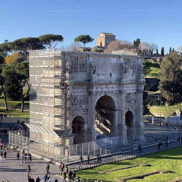 The Colosseum: An Unexpected Surprise! 🏟️✨