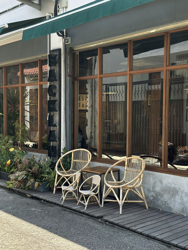 Backlane Coffee, A Hidden Gem in Malacca’s Jonker Street 