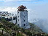 ยอดเขาฟานซีปัน (Fansipan Mountain)