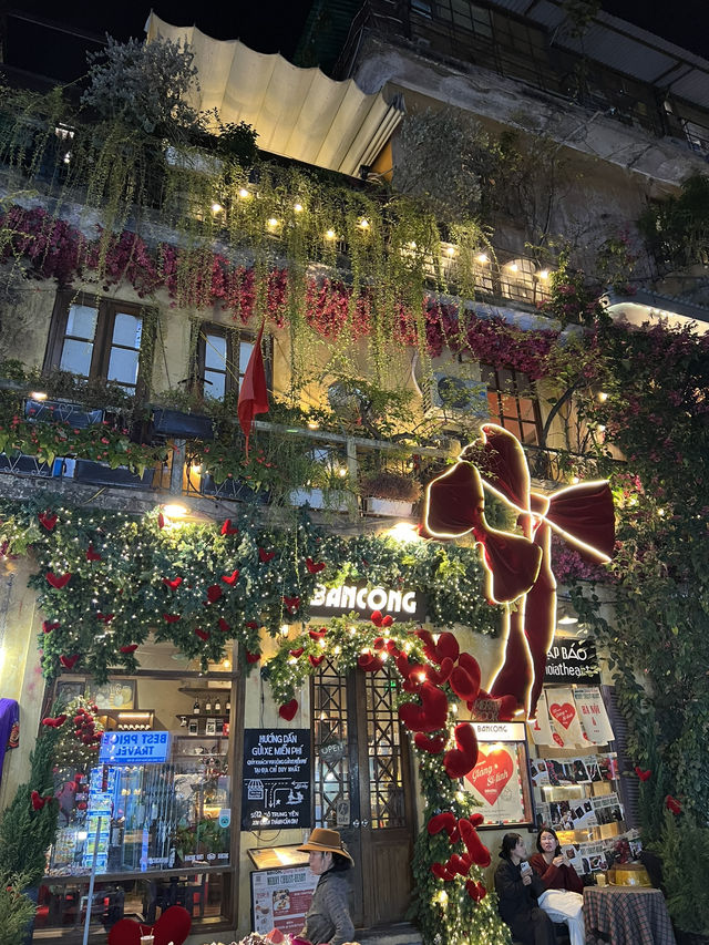 Flashback to winter - Where to See the Best Holiday Decor in Hanoi