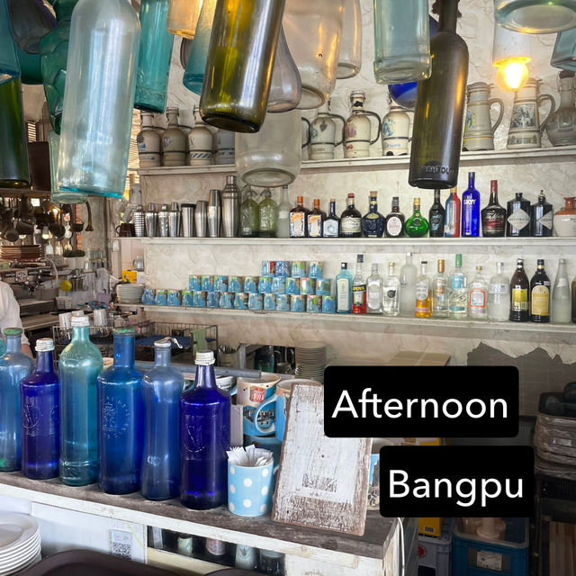 ร้านอาฟเตอร์นูน บางปู คาเฟ่ริมทะเลบรรยากาศดี