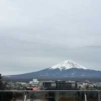 🏞️「鏡湖奇蹟！一睹逆富士壯景：富士河口湖的震撼登場」