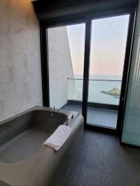 Coastal Luxury Vibes