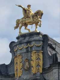 Gilded Showstoppers: A Whirl Around Brussels’ Grand Place!