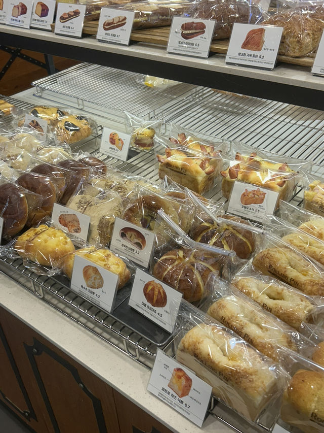 🥐 고터의 빵지순례 필수 코스, 롤링핀 고속터미널점