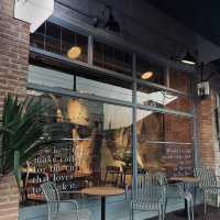 ☕✨ Double U Coffee & Eatery - Ubon
