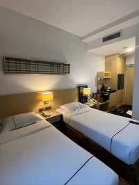 🏙️✨ Hotel Granada Johor Bahru – Stylish Stay in Bukit Indah’s Buzzing Zone! 💼🛏️