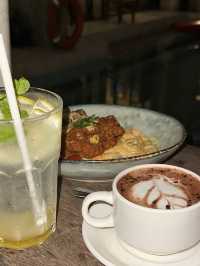 From Sippin’ to Slayin’: The Kleptokrat Hot Choc Effect