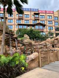 A Relaxing Retreat at Disney Explorers Lodge