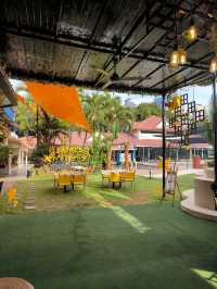 A Burst of Sunshine at Desaru’s Yellow Café