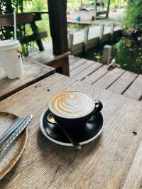 เถียงนาคาเฟ่ | Tak