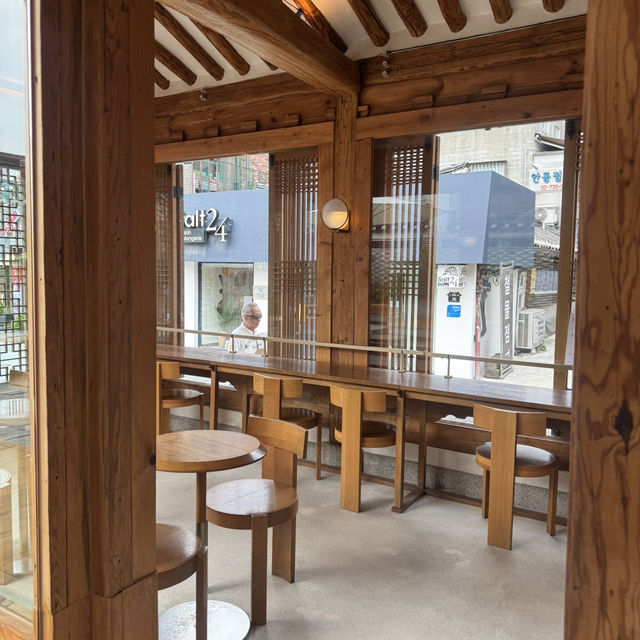 【韓国旅行】韓屋でサーティワン食べたよ！🍨