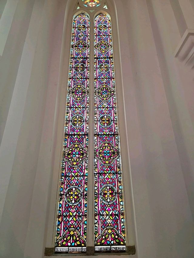 A peaceful sanctuary : St. Andrew's Cathedral