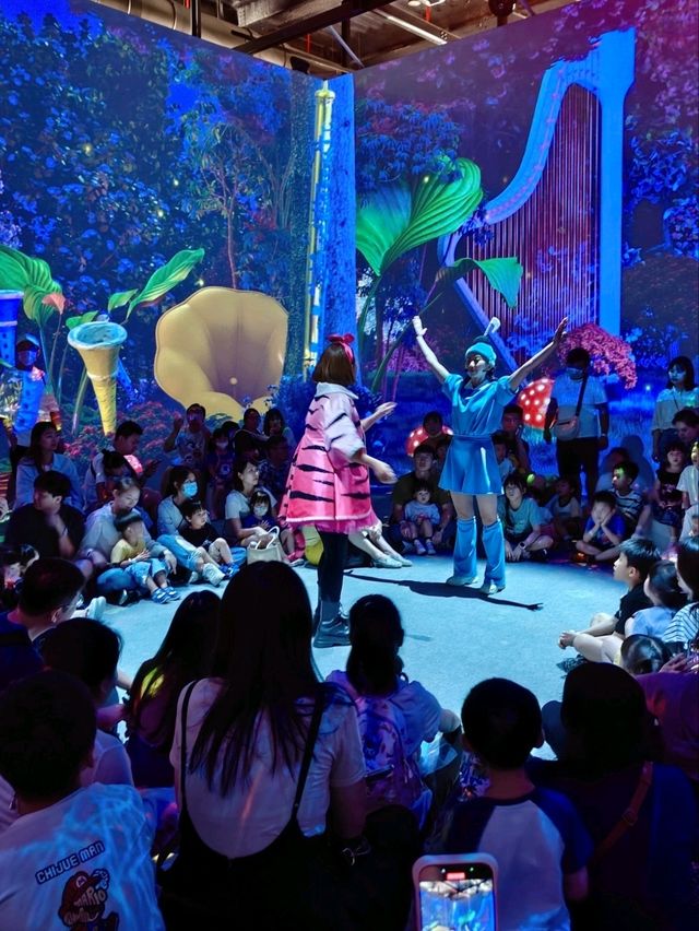 走進童話的奇幻世界:虎姑婆和他的朋友沉浸式遊戲場 走進童話的奇幻世界:虎姑婆和他的朋友沉浸式遊戲場