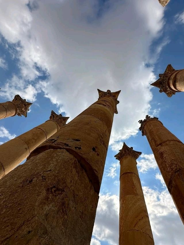 Exploring the Ancient Splendor of Jerash