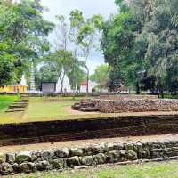 Exploring the Historic Panduwasnuwara Raja Maha Vihara