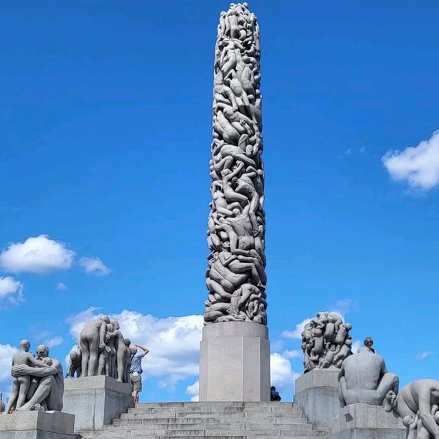 Oslo: Frogner Park and Vigelandsparken Sculpture Park Oslo: Frogner Park and Vigelandsparken Sculpture Park