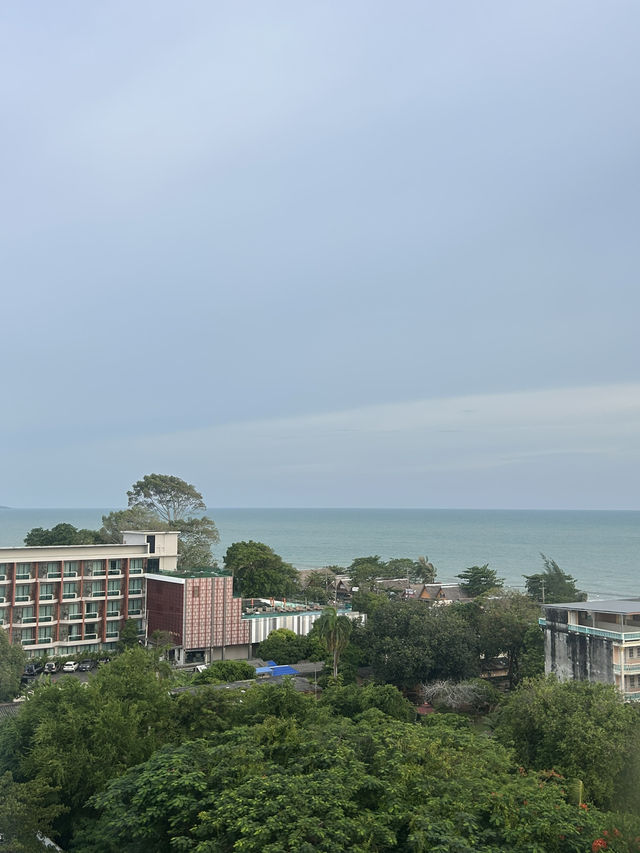 Mercure Rayong Lomtalay Villas & Resort 🏨📍