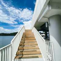 คาเฟ่ริมทะเลภูเก็ต MOONSTo̲̲NE cafe over the Sea
