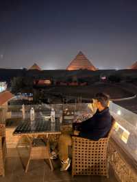 ไม่ต้องเดินให้เหนื่อย จบที่วิวในห้องพัก Pyramid 