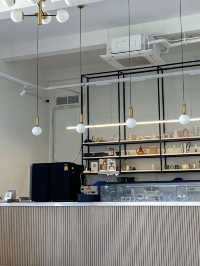 ณ-เชอ cafe’ & bistro 