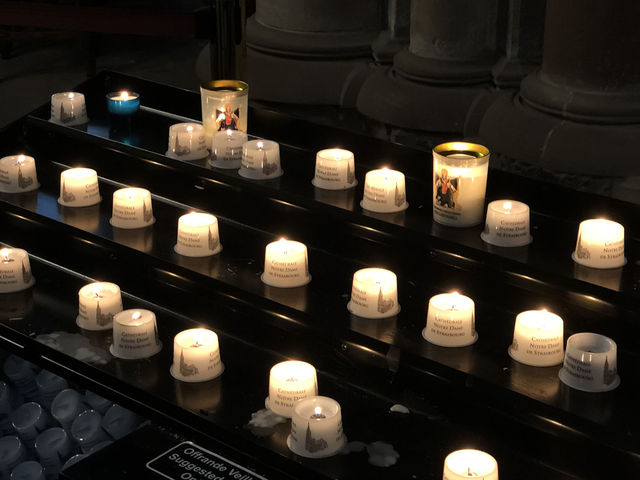 ⛪ 프랑스 스트라스부르 대성당, 고딕의 웅장함과 세월의 흔적