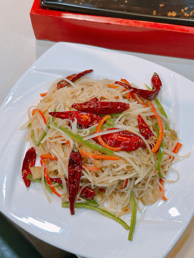 人氣餐廳招牌避風塘辣蟹🦀 人氣餐廳招牌避風塘辣蟹🦀