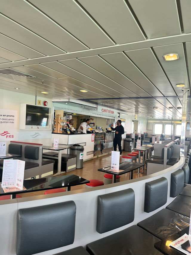 🛳スペインからモロッコへ海路で渡る|アルヘシラス港 → タンジェ港 🛳スペインからモロッコへ海路で渡る|アルヘシラス港 → タンジェ港