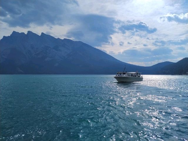 Lake Minnewanka Lake Minnewanka