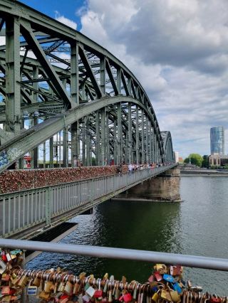 德國科隆旅行：霍亨索倫橋 