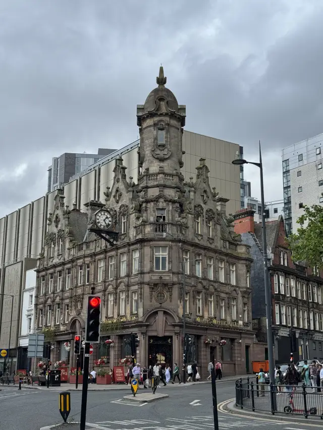 The Ultimate 1-Day Liverpool Must-Visit Itinerary.