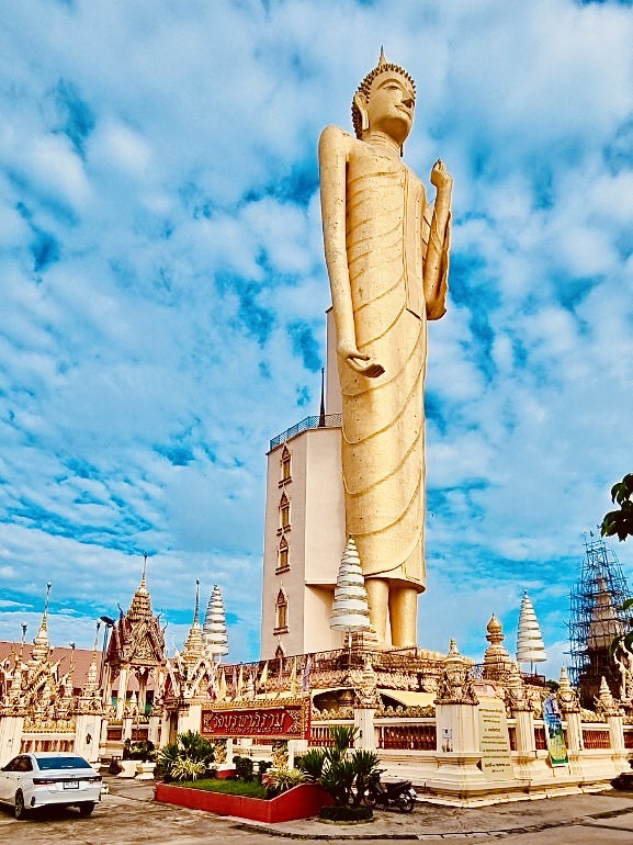 Pay Homage to Luang Pho Yai, the Tallest Blessing Buddha Statue in Thailand.