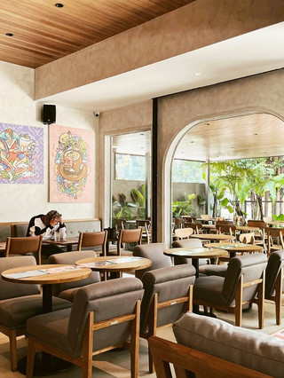 แหล่งนั่งชิลดูบอลในบันดุง: บรรยากาศสุดปังที่ Jabarano Coffee 。