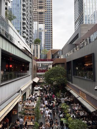 A shopping mall… or an entire city block? 👀