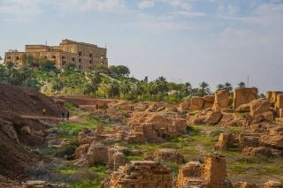 THE HANGING GARDENS OF BABYLON, IRAQ — ONE OF THE SEVEN WONDERS OF THE ANCIENT WORLD